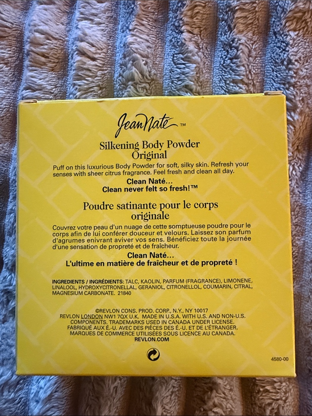 Jean Nate Silkening Body Powder 6 Ounce by Jean Naté original w puff - Picture 6 of 7